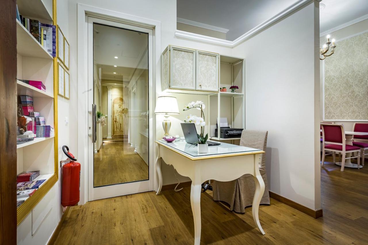 B&B La Terrazza Sul Duomo ฟลอเรนซ์ ภายนอก รูปภาพ